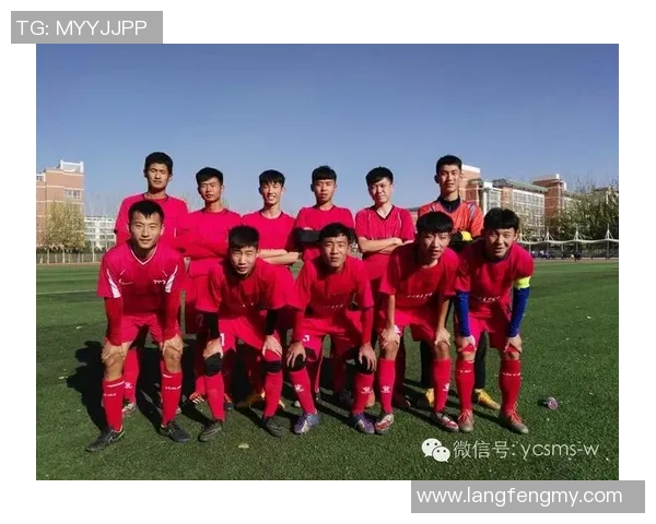 成都足球队在全国足球技术排行榜中荣获第八名的辉煌成就解析