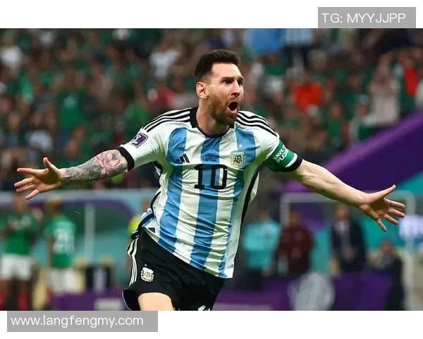 梅西独特发型解析与潮流趋势探讨让你也能成为足球场上的时尚先锋